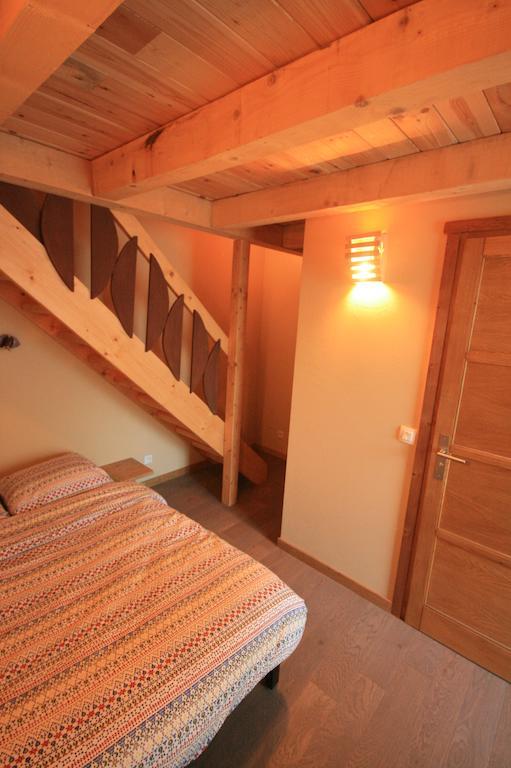Bed and Breakfast Domaine Des Brouilles Malafretaz Zimmer foto